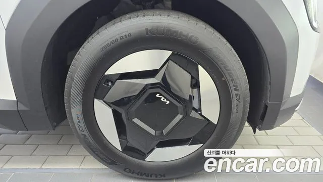 Kia EV9 — Фото автомобиля 6