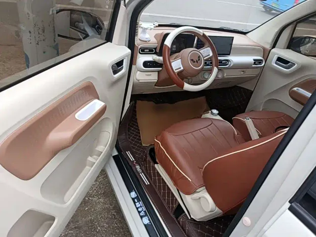 Wuling Hongguang Mini EV — Фото автомобиля 15