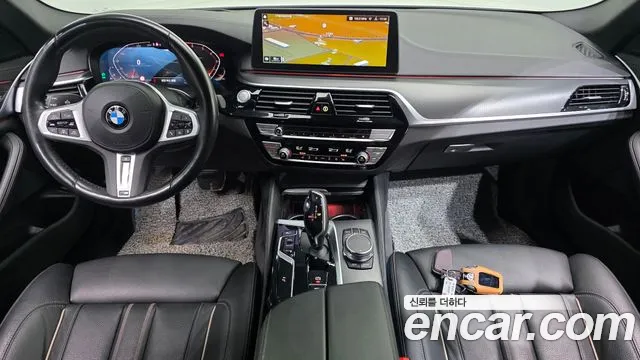 BMW 5 Series G30 — Фото автомобиля 10