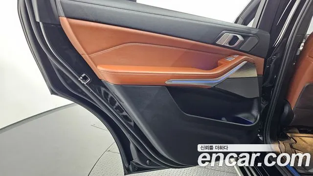 BMW X7 G07 — Фото автомобиля 14