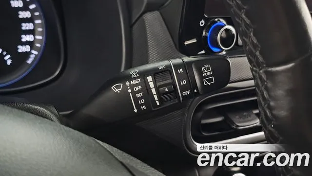 Hyundai Kona — Фото автомобиля 29