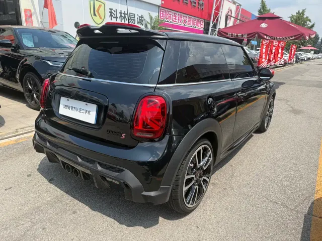 MINI Hatch — Фото автомобиля 6
