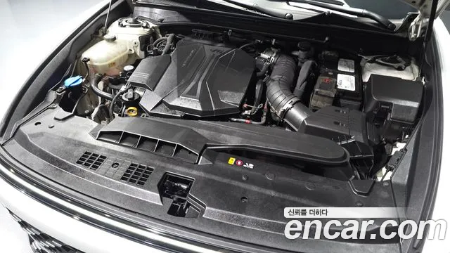 Hyundai Grandeur GN7 — Фото автомобиля 8