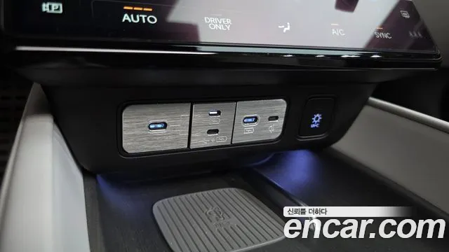 Hyundai Grandeur GN7 — Фото автомобиля 29