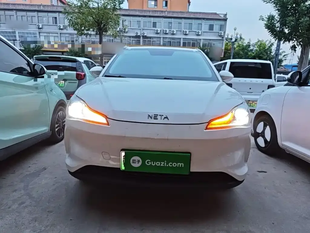Nezha Auto Nezha V 2021 Long Range Entertainment Upgrade — Фото автомобиля 2