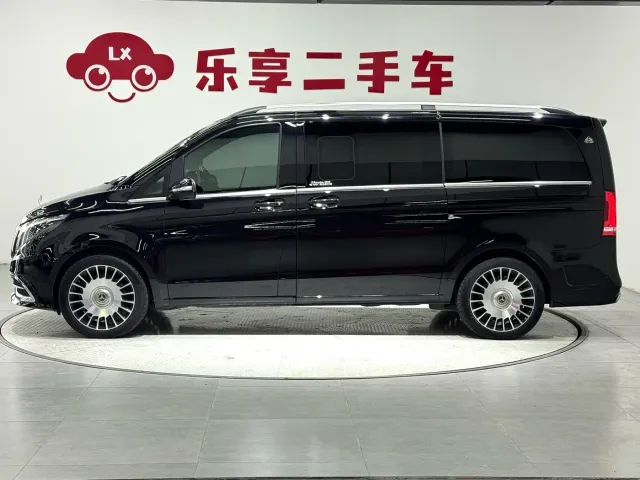 Mercedes-Benz V-Class — Фото автомобиля 2