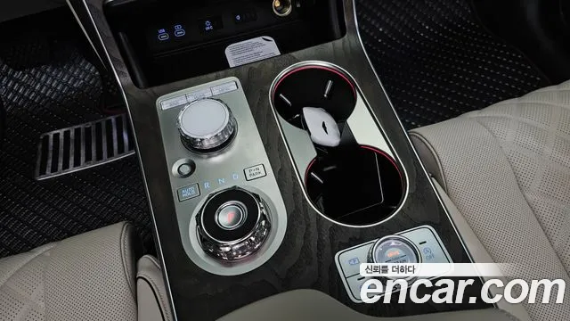 Genesis GV80 — Фото автомобиля 8