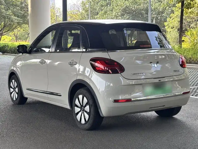 Wuling Bingo — Фото автомобиля 4