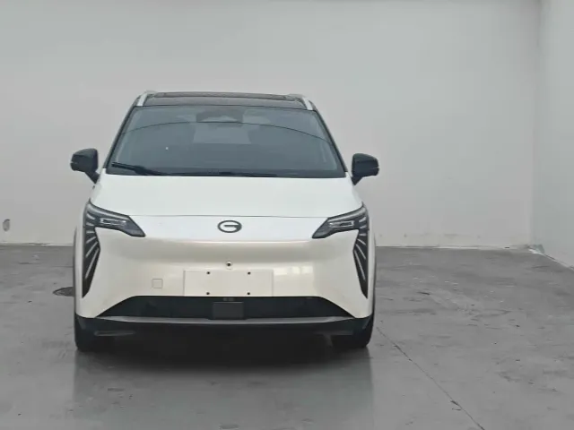 GAC Aion Y — Фото автомобиля 2