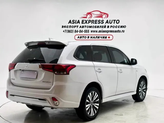 Mitsubishi Outlander — Фото автомобиля 4