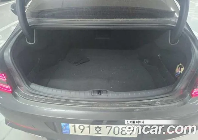 Genesis G80 Бензин 2.5 турбо AWD — Фото автомобиля 9
