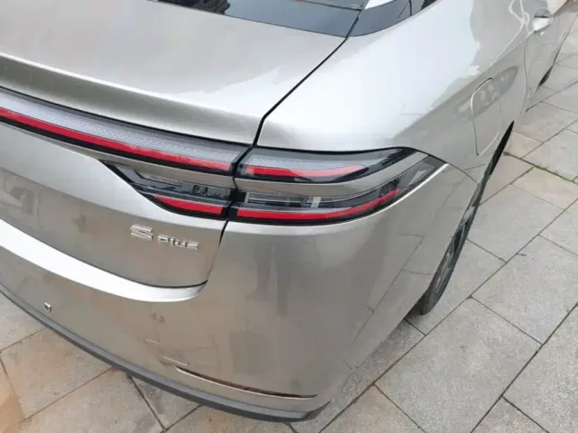 GAC Aion S Plus — Фото автомобиля 7