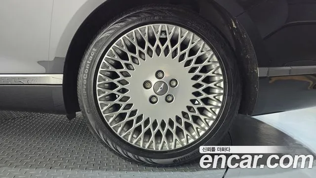 Genesis G80 RG3 — Фото автомобиля 6