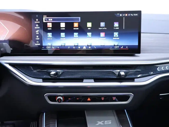 BMW X5 — Фото автомобиля 10