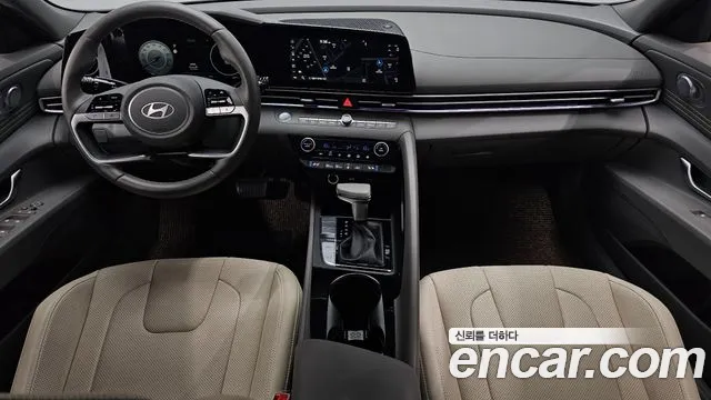 Hyundai Avante CN7 — Фото автомобиля 10
