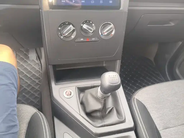 Wuling Hongguang Plus — Фото автомобиля 13