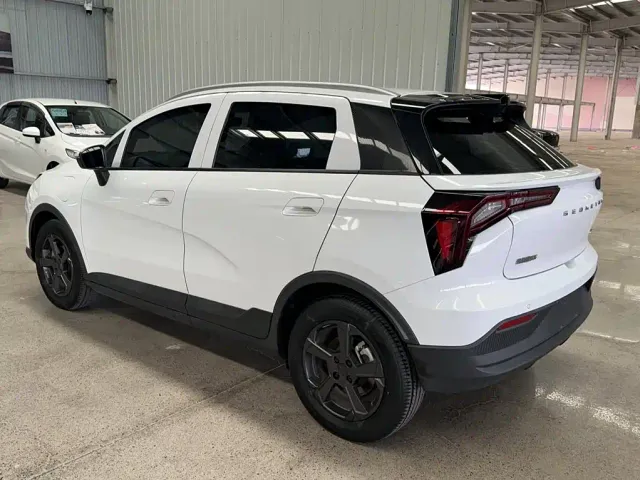 Geely Geometry E Firefly — Фото автомобиля 15