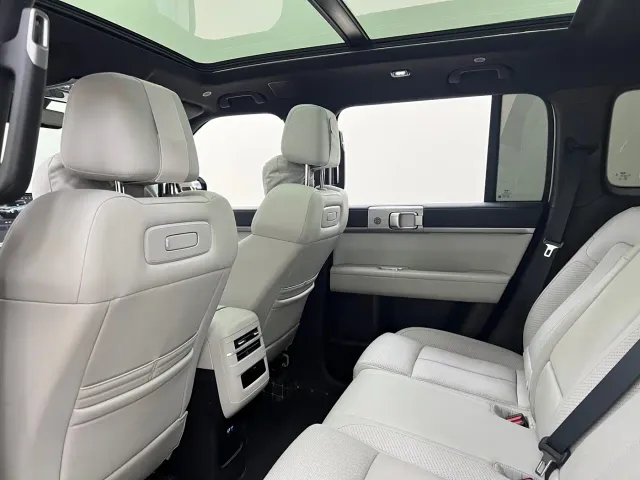 BYD FangChengBao Titanium 7 — Фото автомобиля 17