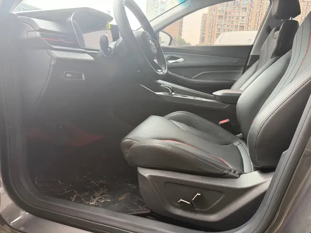 Geely Binrui — Фото автомобиля 5
