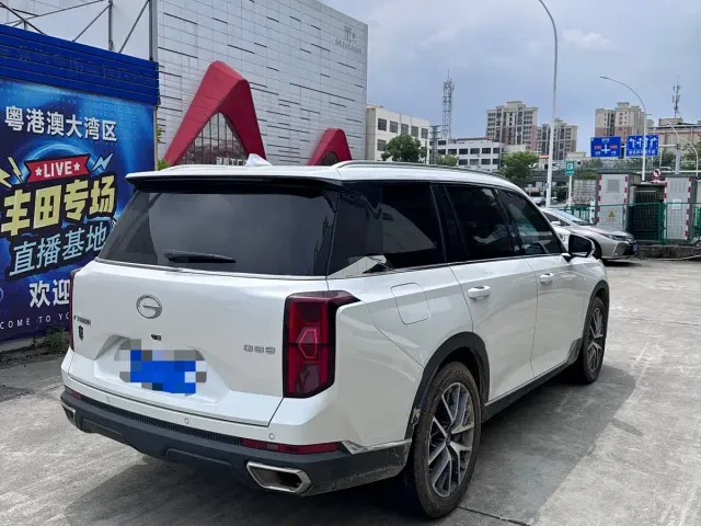 GAC Trumpchi GS8 — Фото автомобиля 9