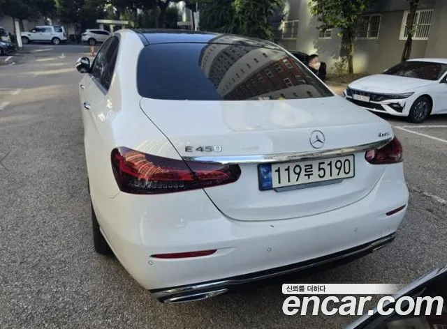 Mercedes-Benz E-Class W213 — Фото автомобиля 3