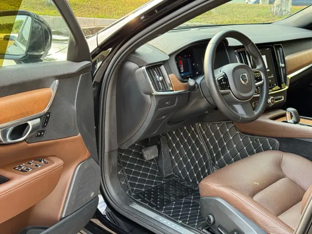 Volvo S90 — Фото автомобиля 14