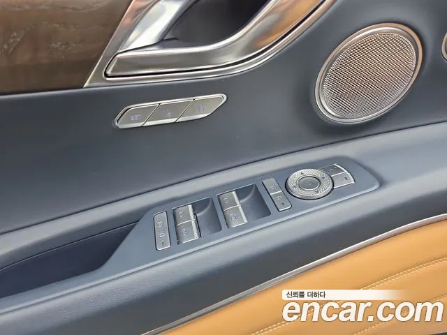 Genesis GV80 — Фото автомобиля 30