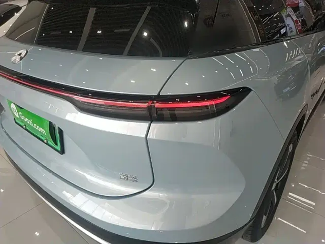 Nio ES6 — Фото автомобиля 23