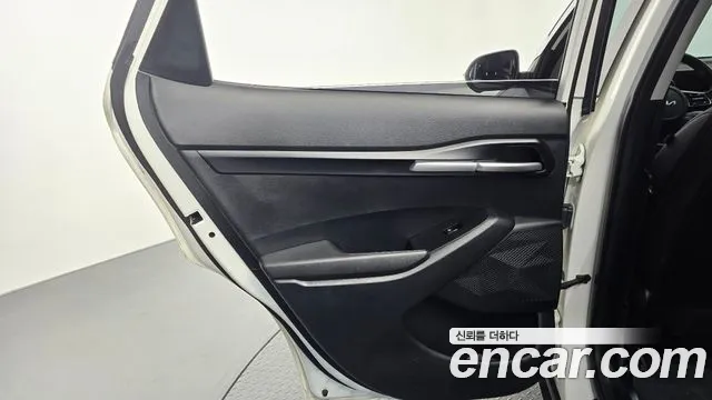 Kia Seltos New — Фото автомобиля 14
