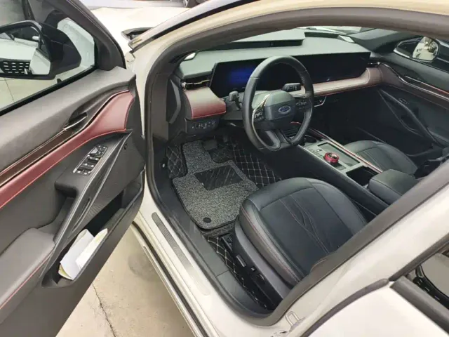 Ford Mondeo — Фото автомобиля 15