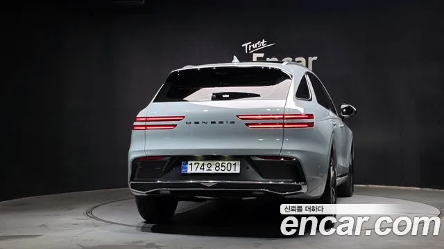 Genesis GV70 — Фото автомобиля 4