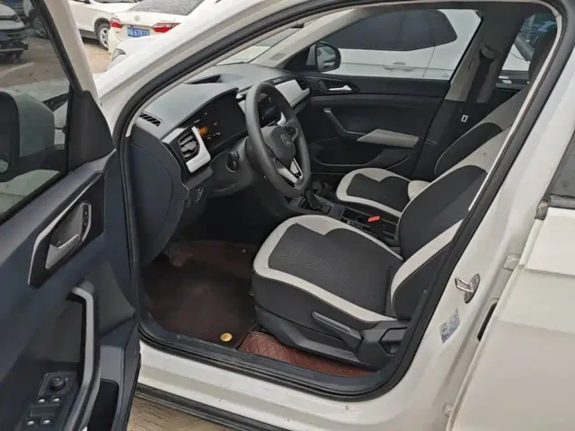 Volkswagen Tharu — Фото автомобиля 11