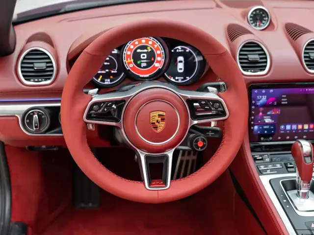 Porsche 718 — Фото автомобиля 13