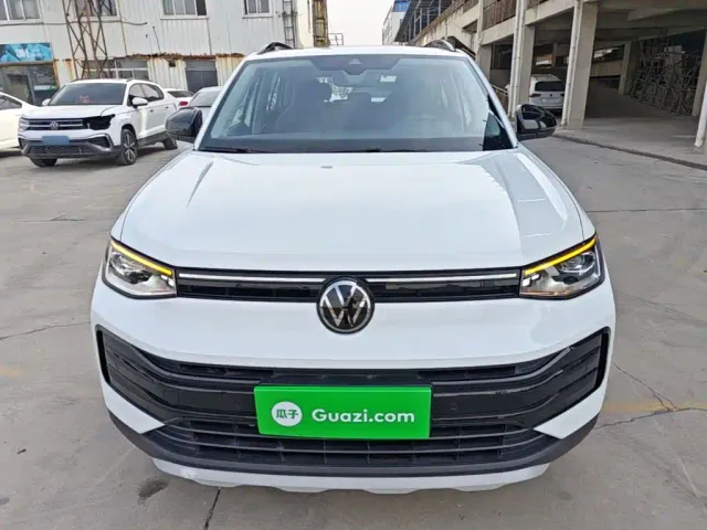 Volkswagen Tharu — Фото автомобиля 2