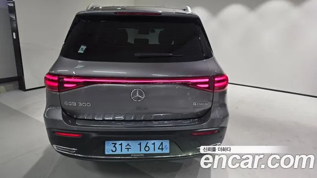 Mercedes-Benz EQB X243 — Фото автомобиля 4