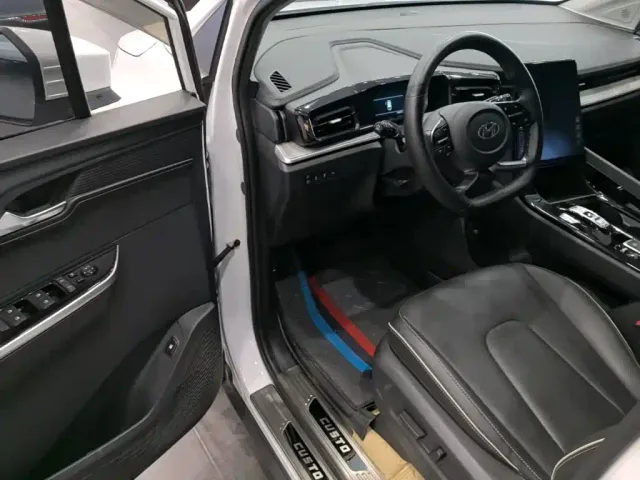 Hyundai Custo — Фото автомобиля 15