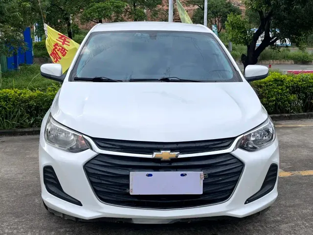 Chevrolet Cavalier — Фото автомобиля 2