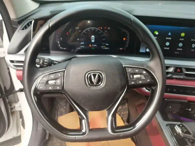 Changan CS75 Plus — Фото автомобиля 10
