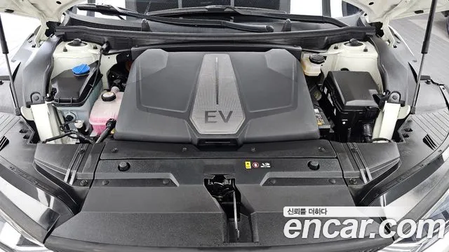 Kia EV6 — Фото автомобиля 6