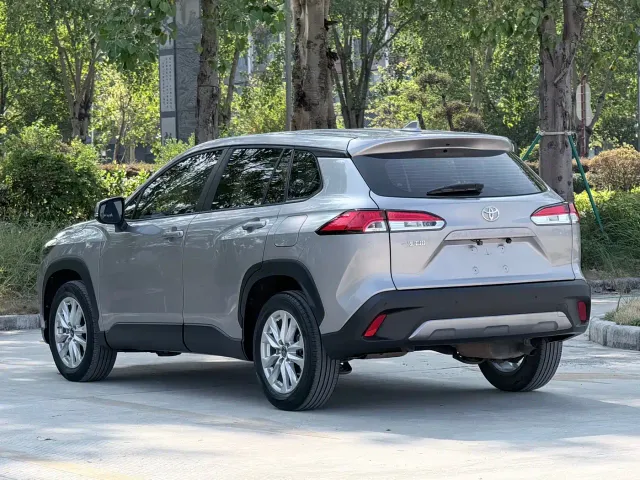 Toyota Corolla Cross — Фото автомобиля 6