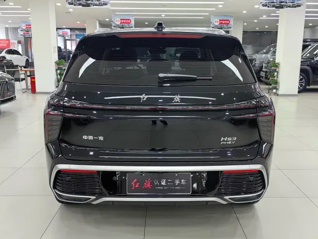 Hongqi HS3 PHEV — Фото автомобиля 10