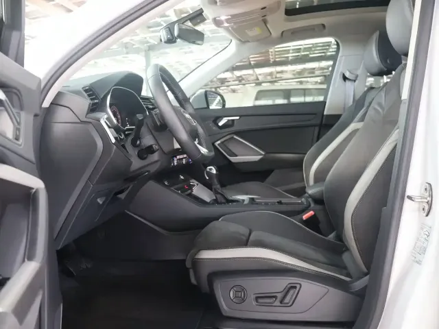 Audi Q3 — Фото автомобиля 9