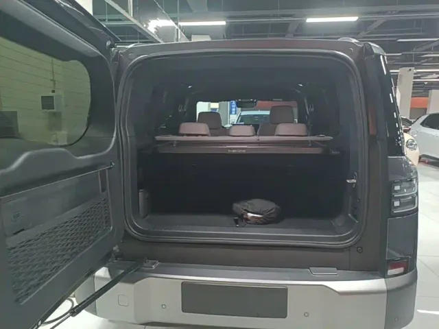 BYD FangChengBao Titanium 7 — Фото автомобиля 18
