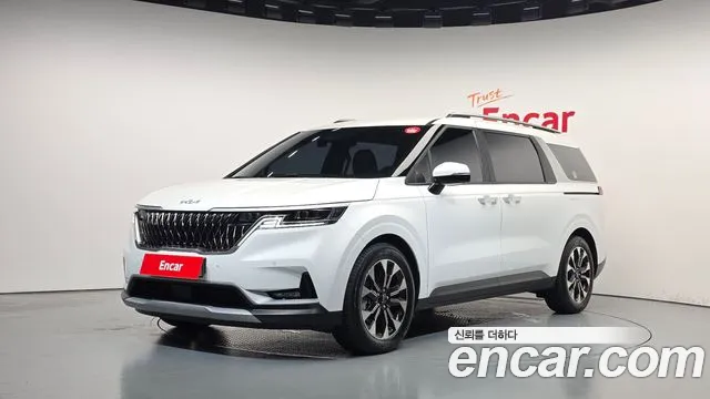 Фотография автомобиля — Kia Carnival Generation 4