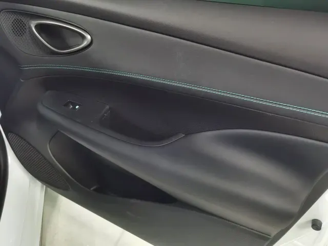 BYD Seal 05 DM-i — Фото автомобиля 17