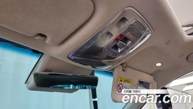Genesis GV80 — Фото автомобиля 27