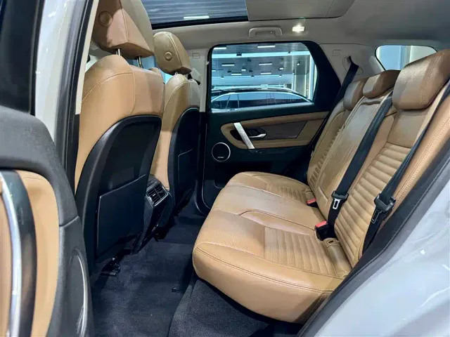 Land Rover Discovery Sport — Фото автомобиля 20