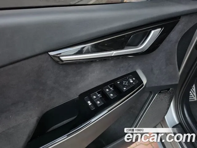 Kia EV6 — Фото автомобиля 13
