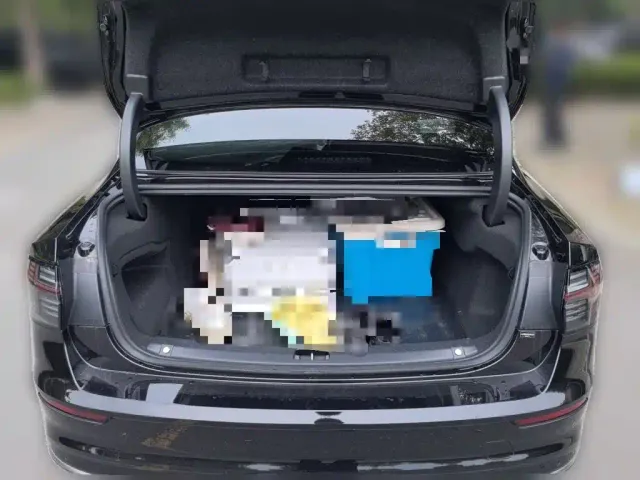 Volvo S90 — Фото автомобиля 9