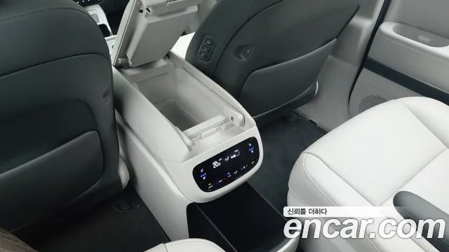 Hyundai Ioniq 9 — Фото автомобиля 17